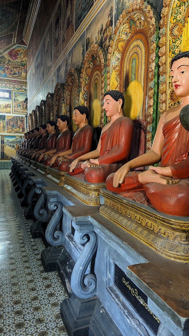 Isipathanaramaya Temple