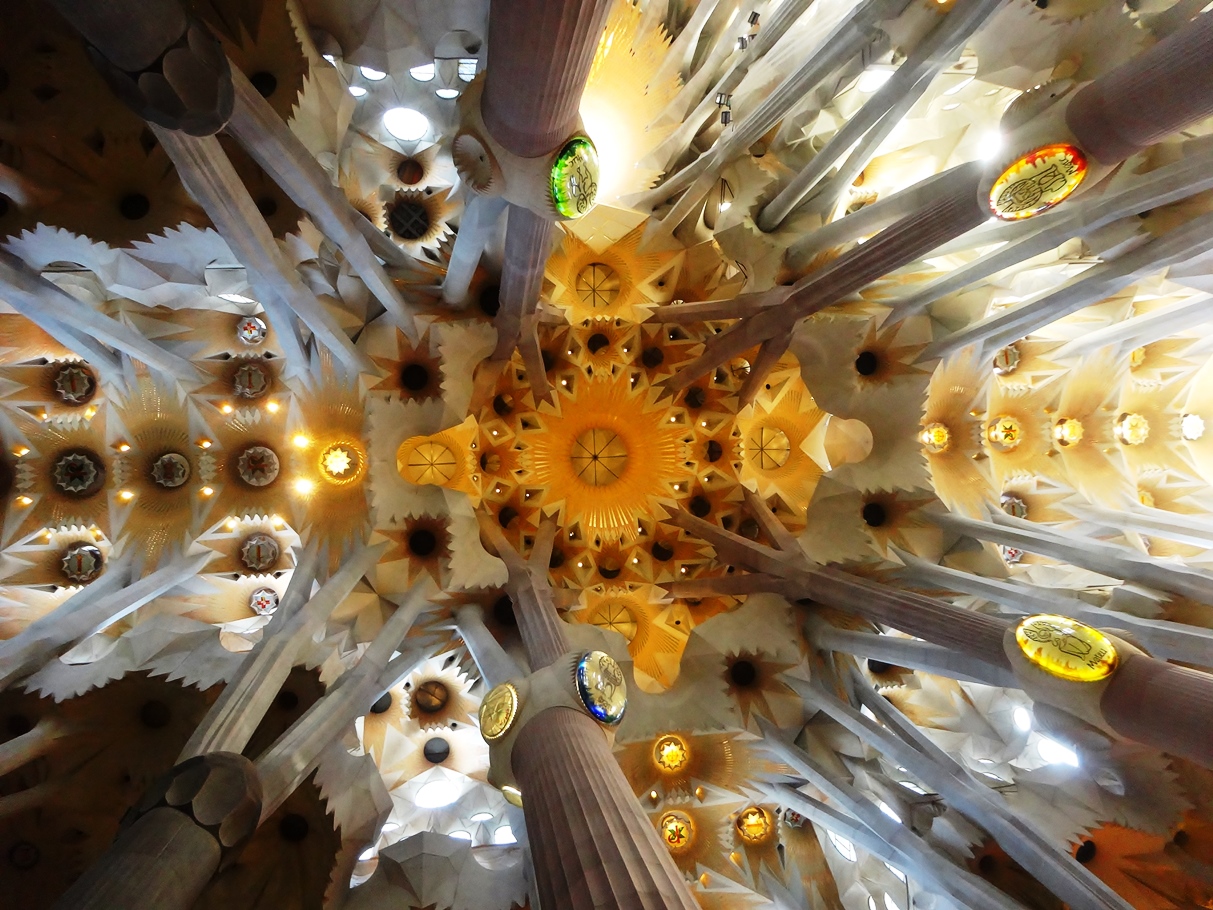 sagrada familia ceiling