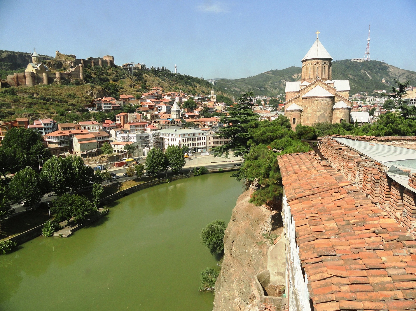 tbilisi skyline