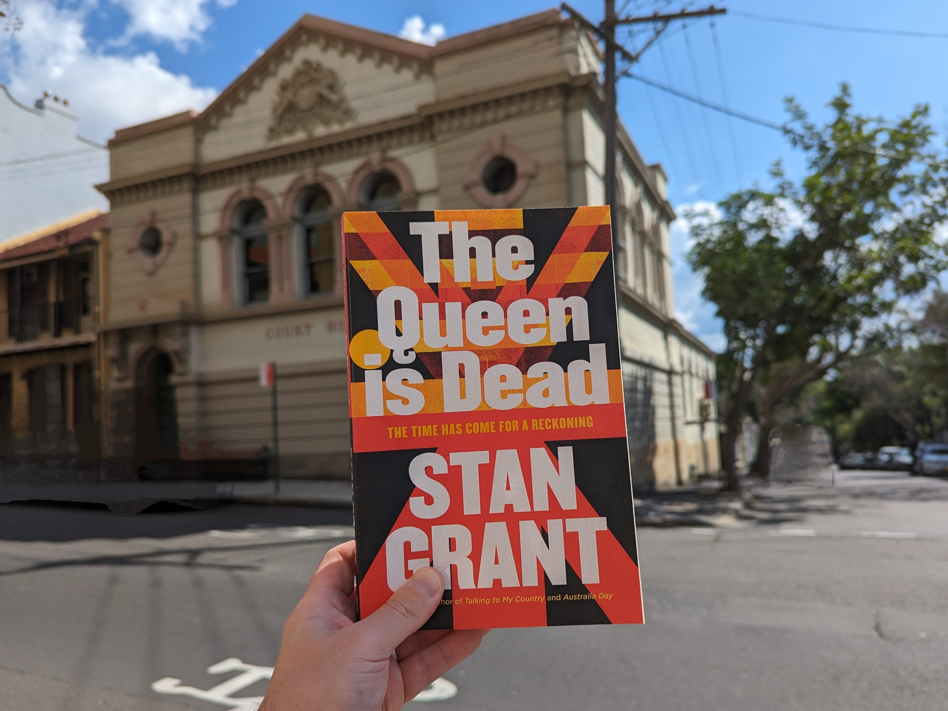 stan grant the queen is dead