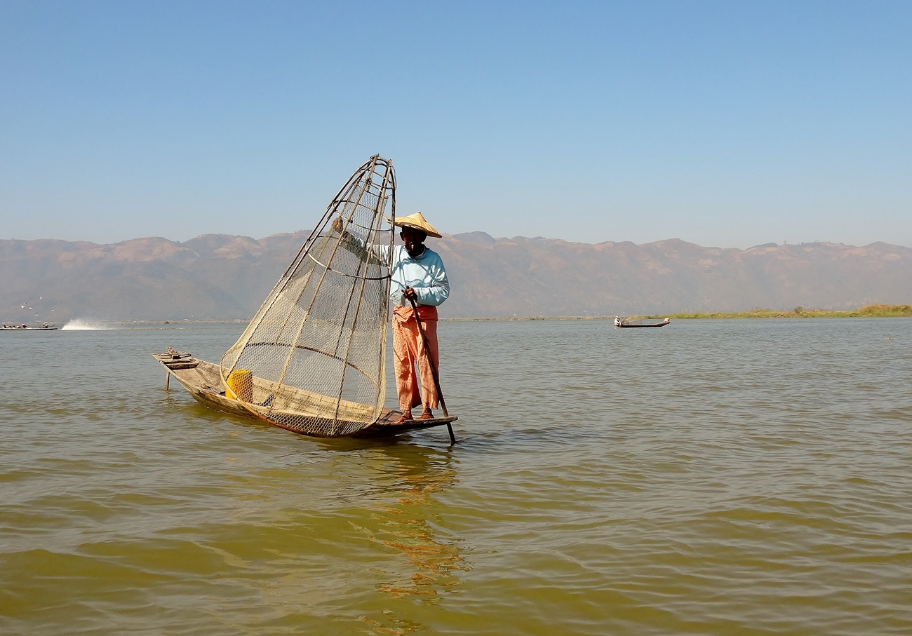 inle lake fisherman