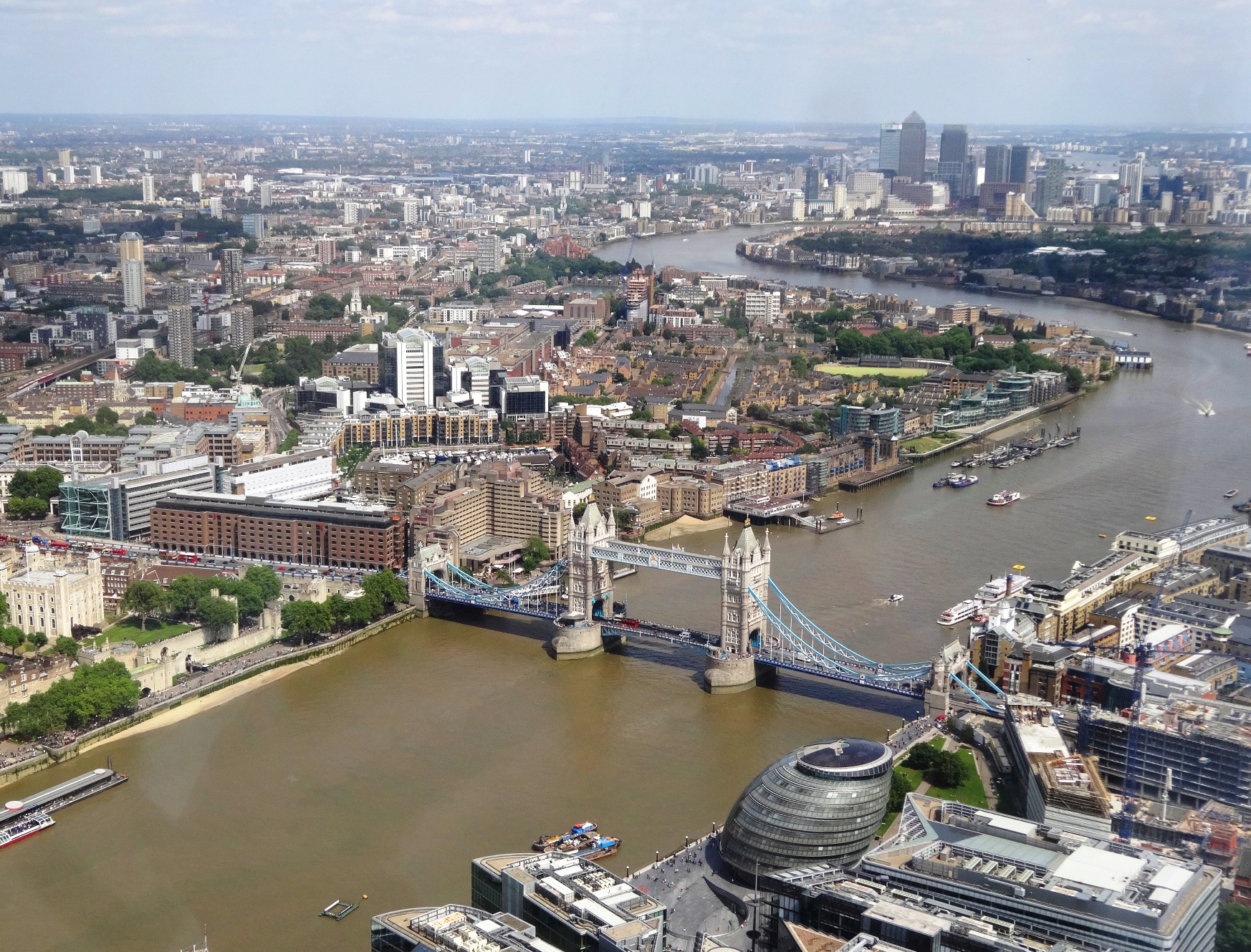 tower bridge river thames london