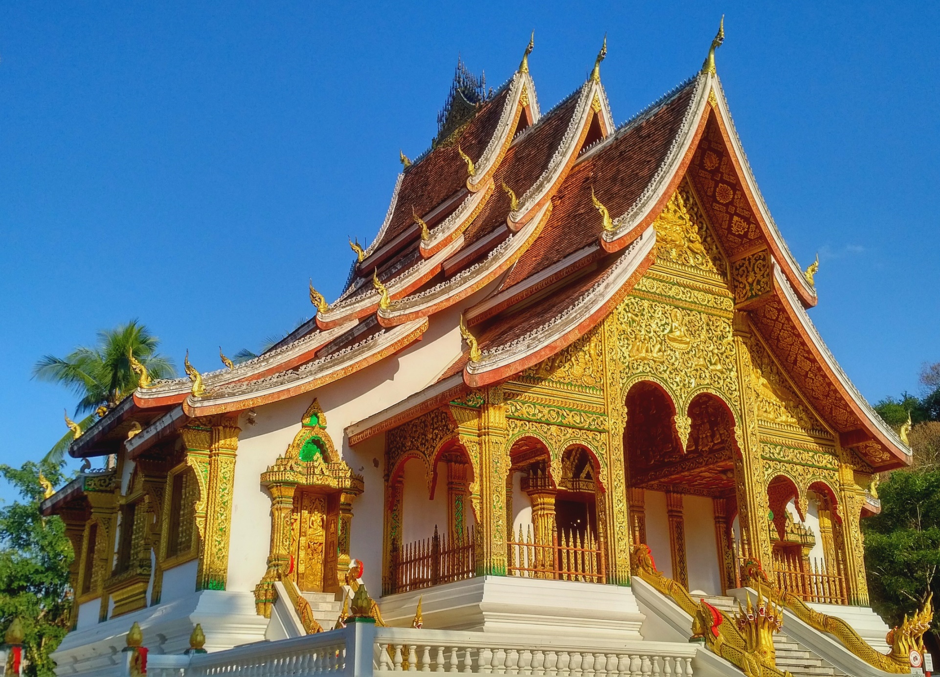 Haw Pha Bang temple