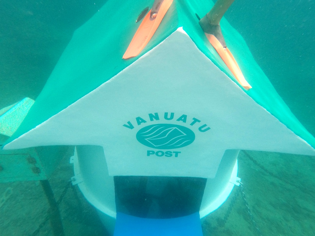 vanuatu underwater post box
