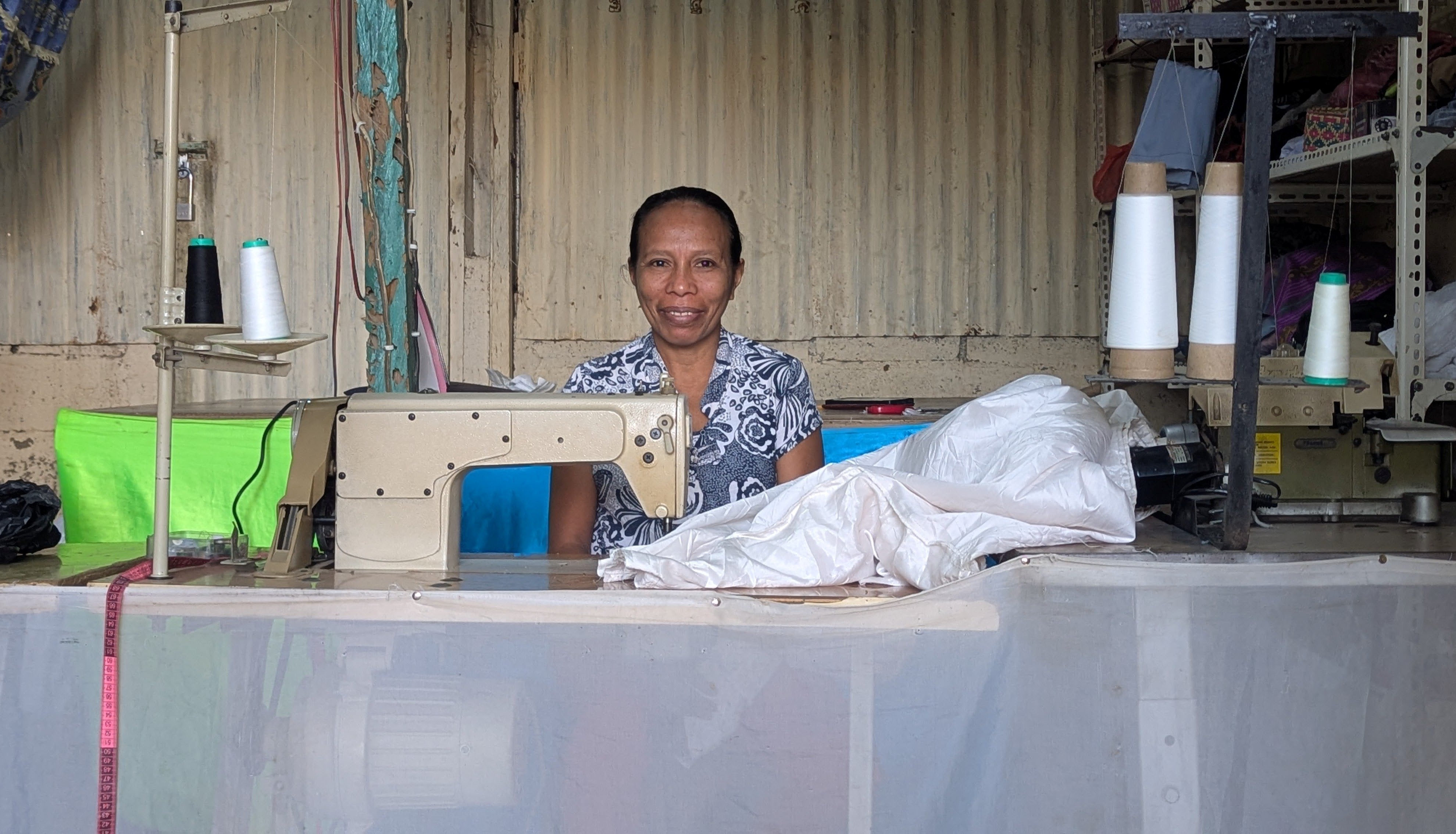 Taibesi market Dili