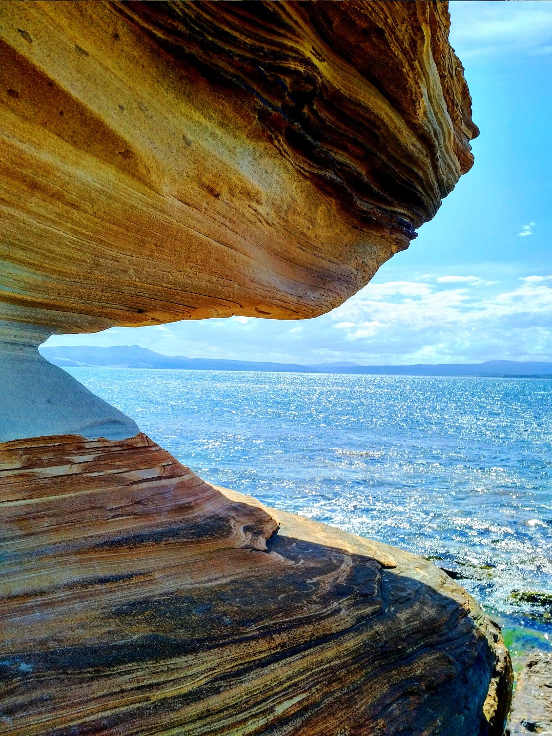 maria island painted cliffs