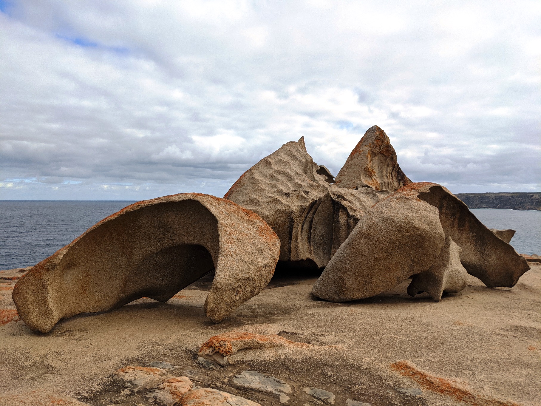 remarkable rocks flinders chase