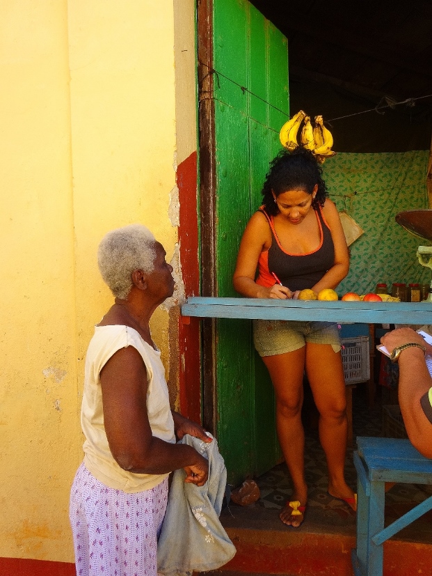 trinidad street scene cuba
