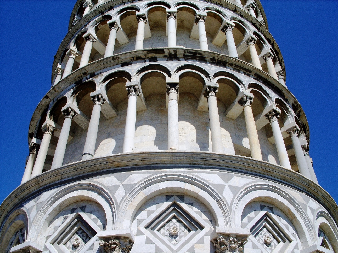 leaning tower of pisa