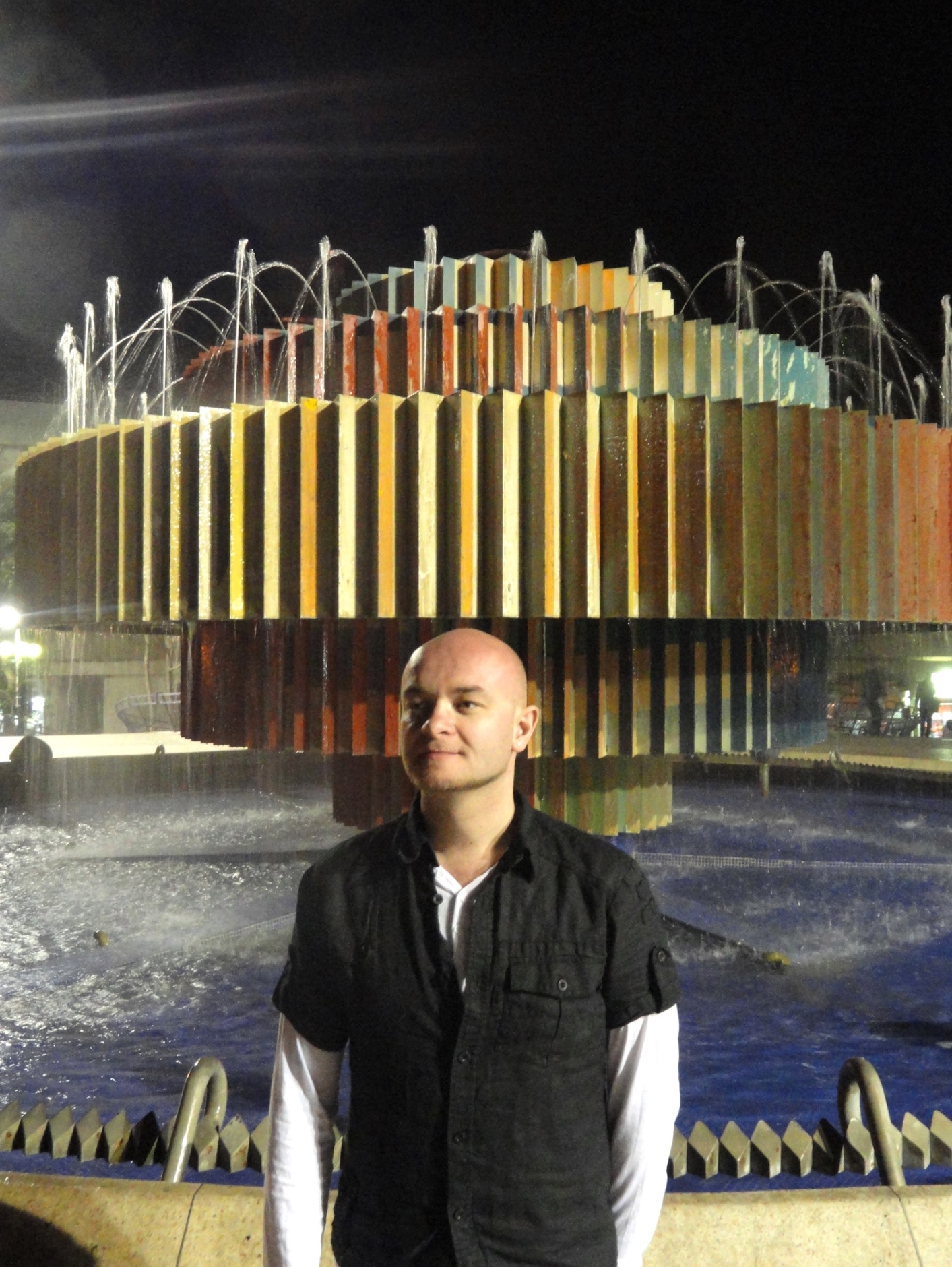 Dizengoff Square Fountain