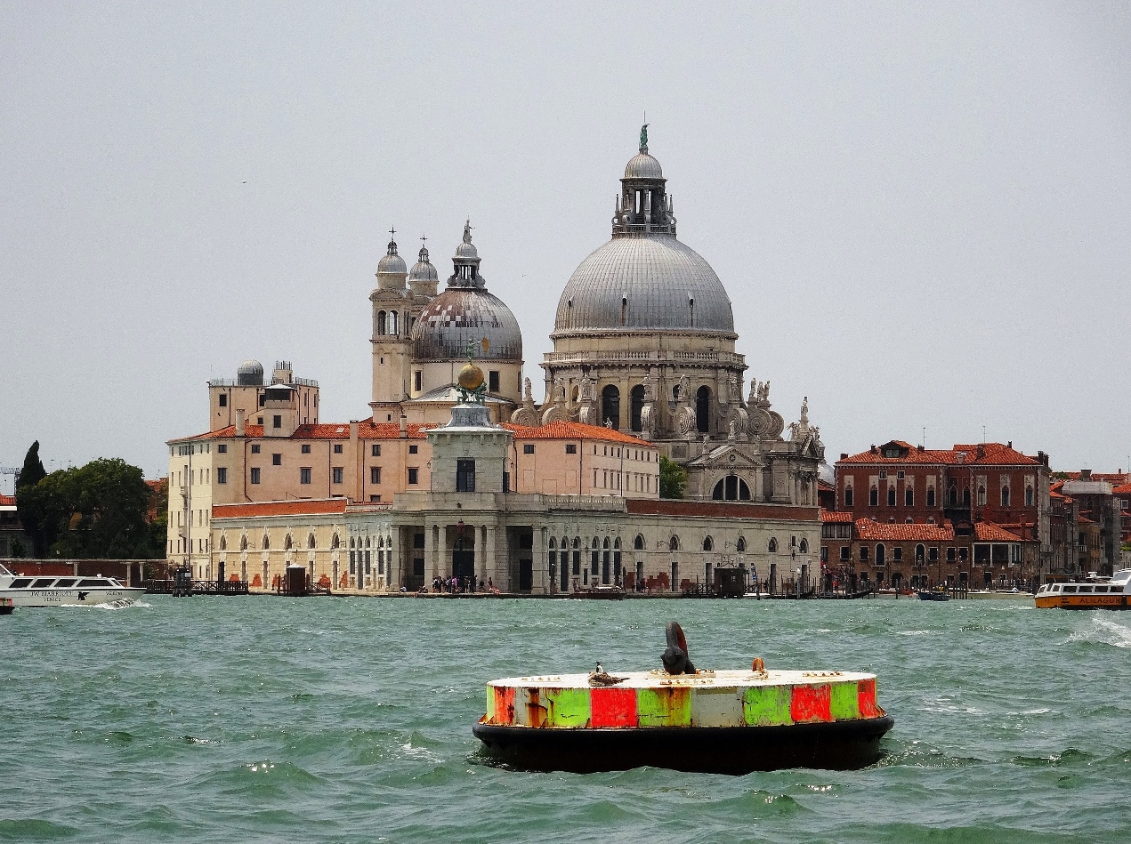 Basilica di Santa Maria della Salute venice