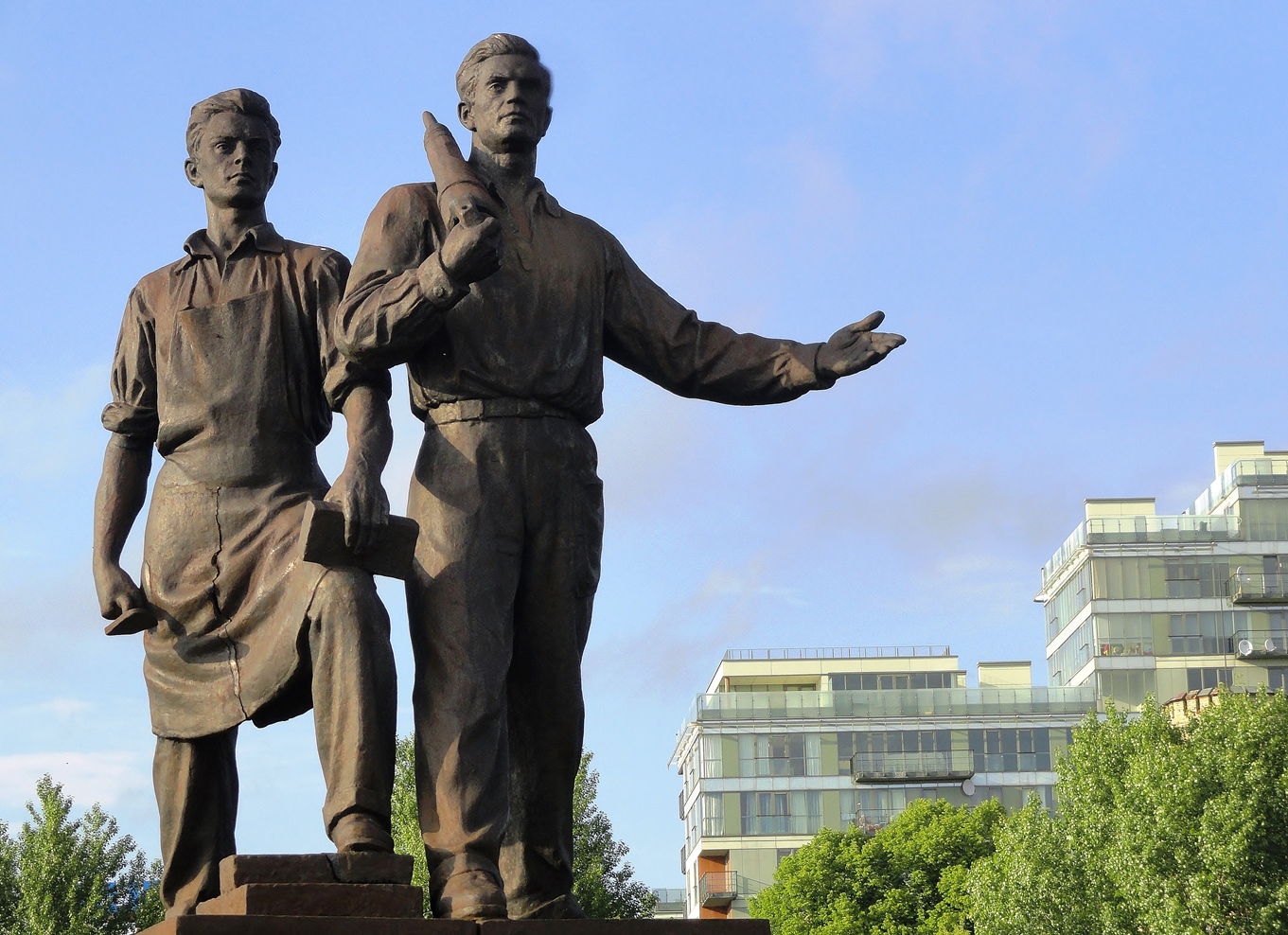 vilnius socialist realist statue