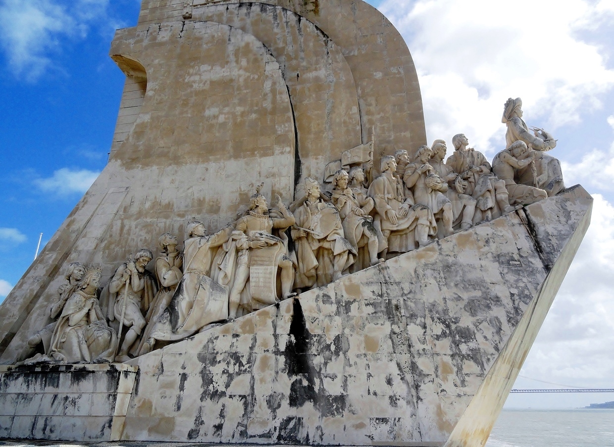 monument of discoveries belem