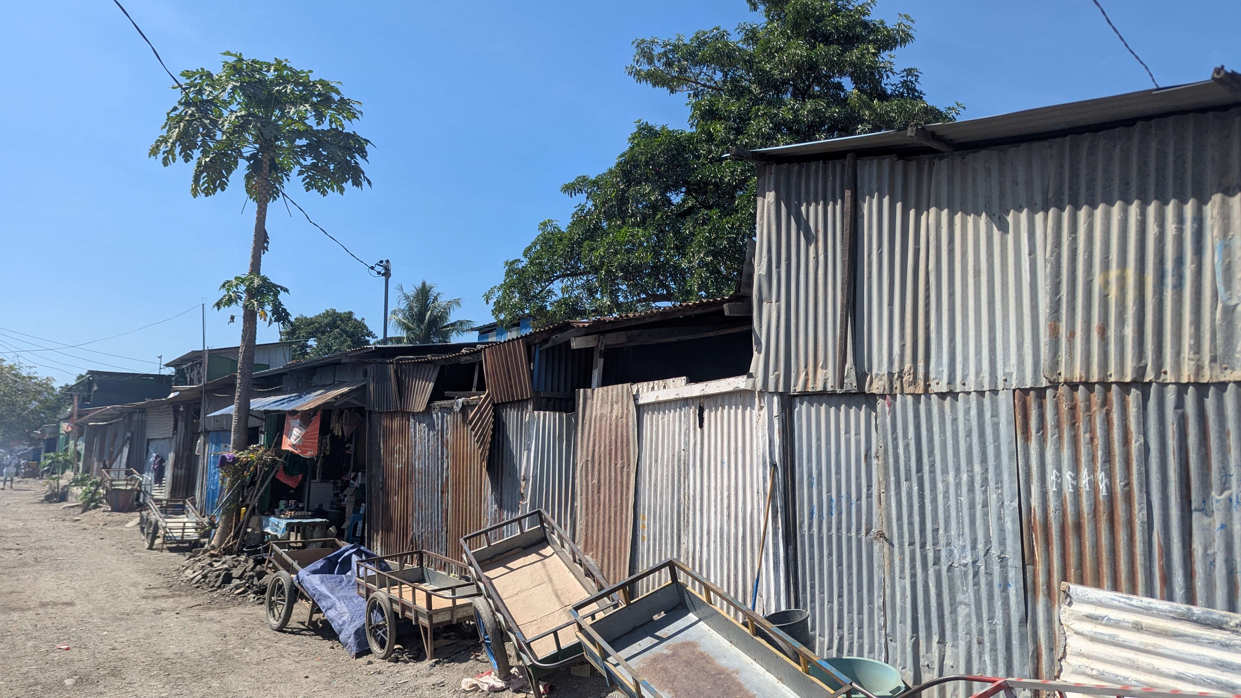 Taibisi Market Dili