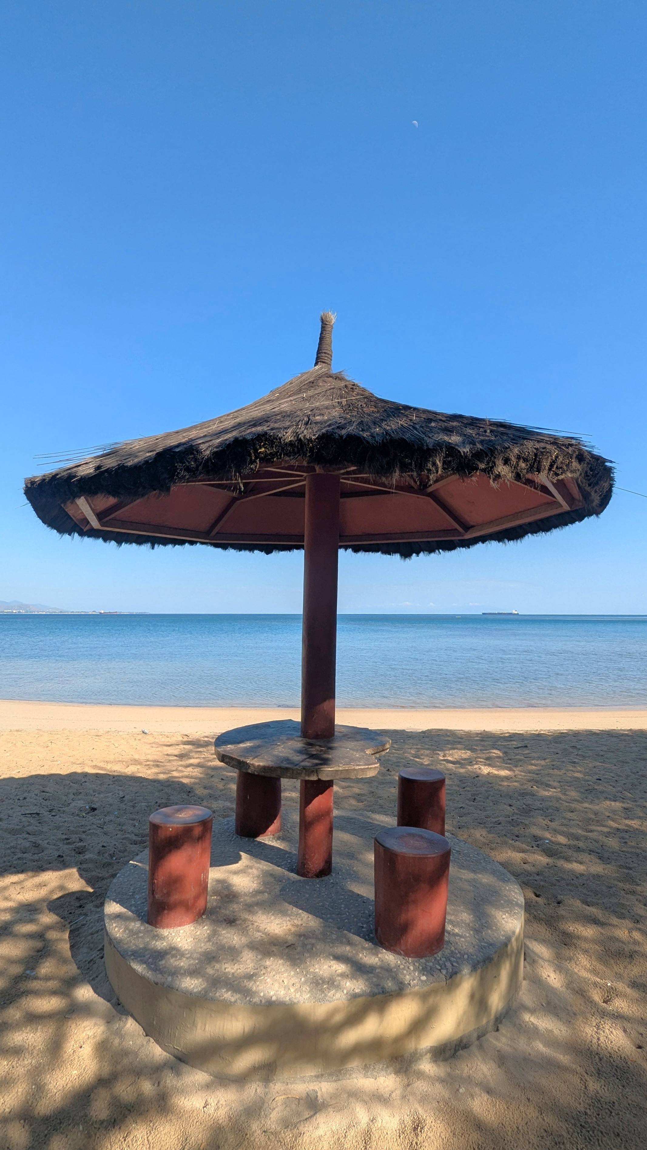 Dili traditional parasol