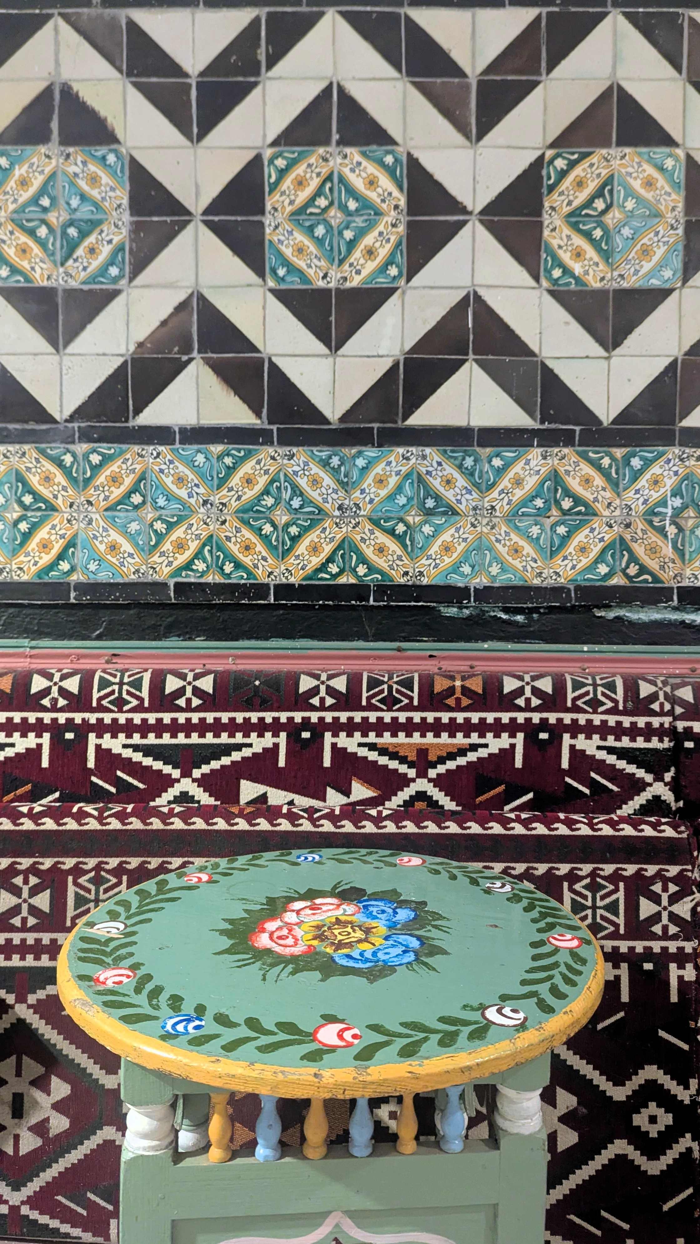 Tunis cultural colour