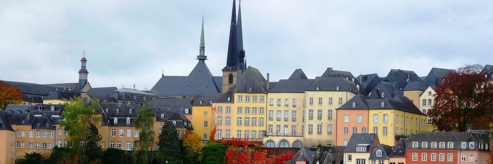 luxembourg city skyline