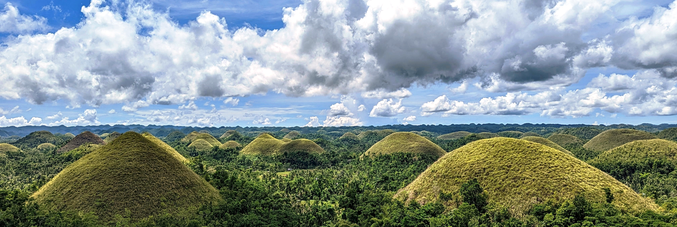 chocolate hills philippines